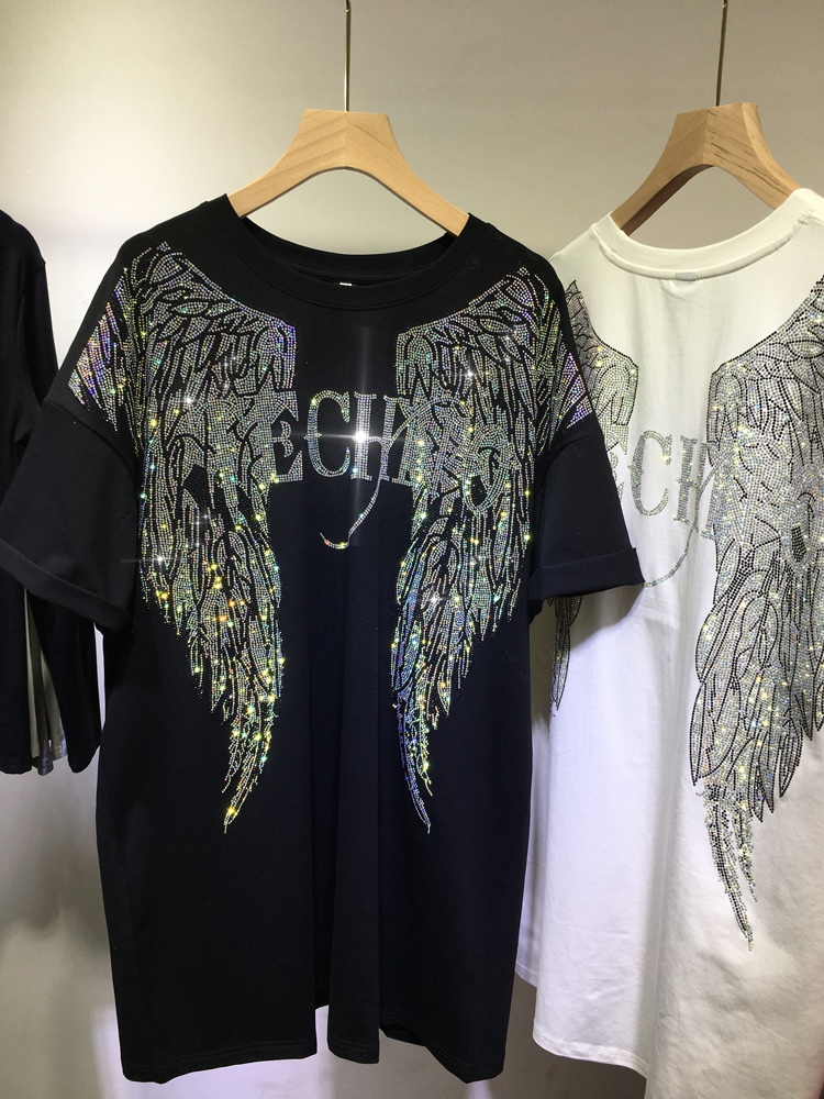 L-4XL Oversize Rhinestone Ange - Streetwear Brand Shirts recension och pris