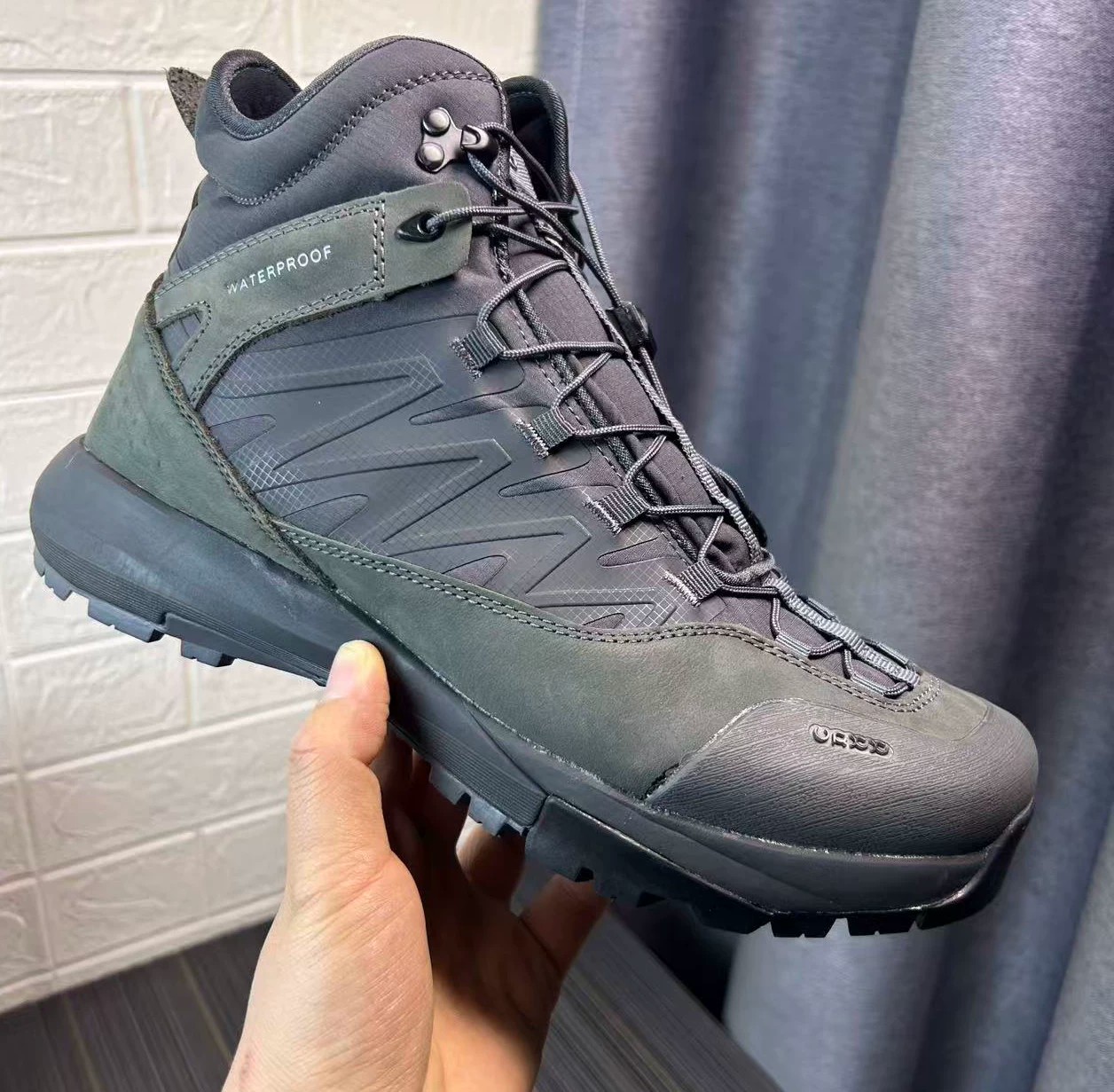 High Top Hiking Leather Shoes  - Streetwear Brand Designer recension och pris