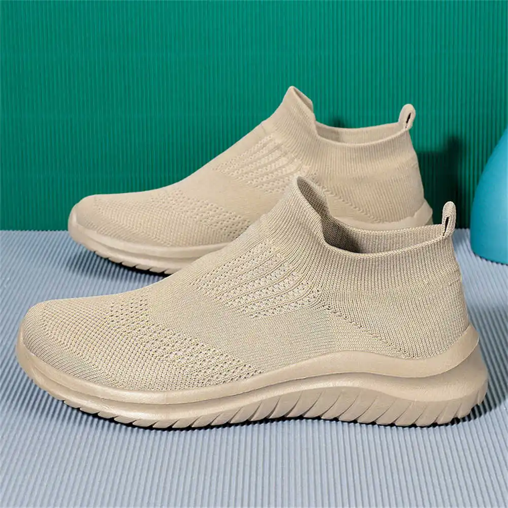 Beige Soft New Novelty Tennis  - Streetwear Brand Vietnam recension och pris